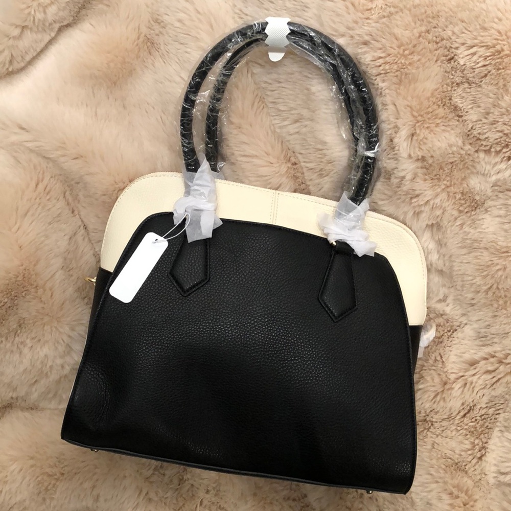 NWT Mod Black and White Handbag